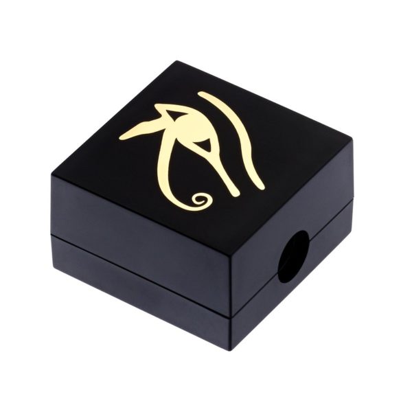 Eye of Horus, Pliiatsiteritaja